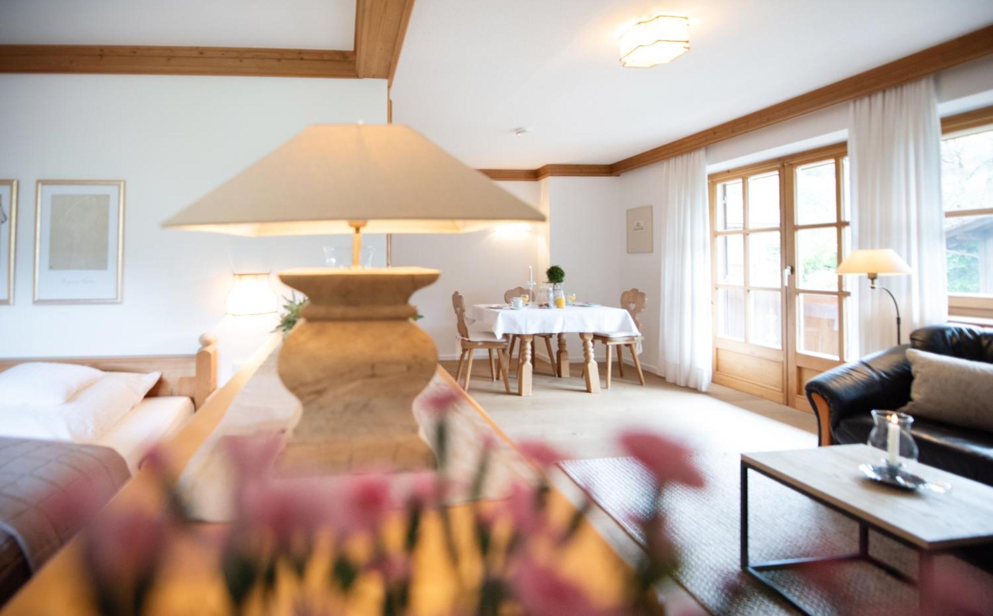 Haus Lesch - Stilvolle Appartements Mit Tollem Bergblick In Kreuth Am Tegernsee Eksteriør billede